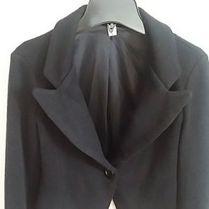 Wool cropped blazer